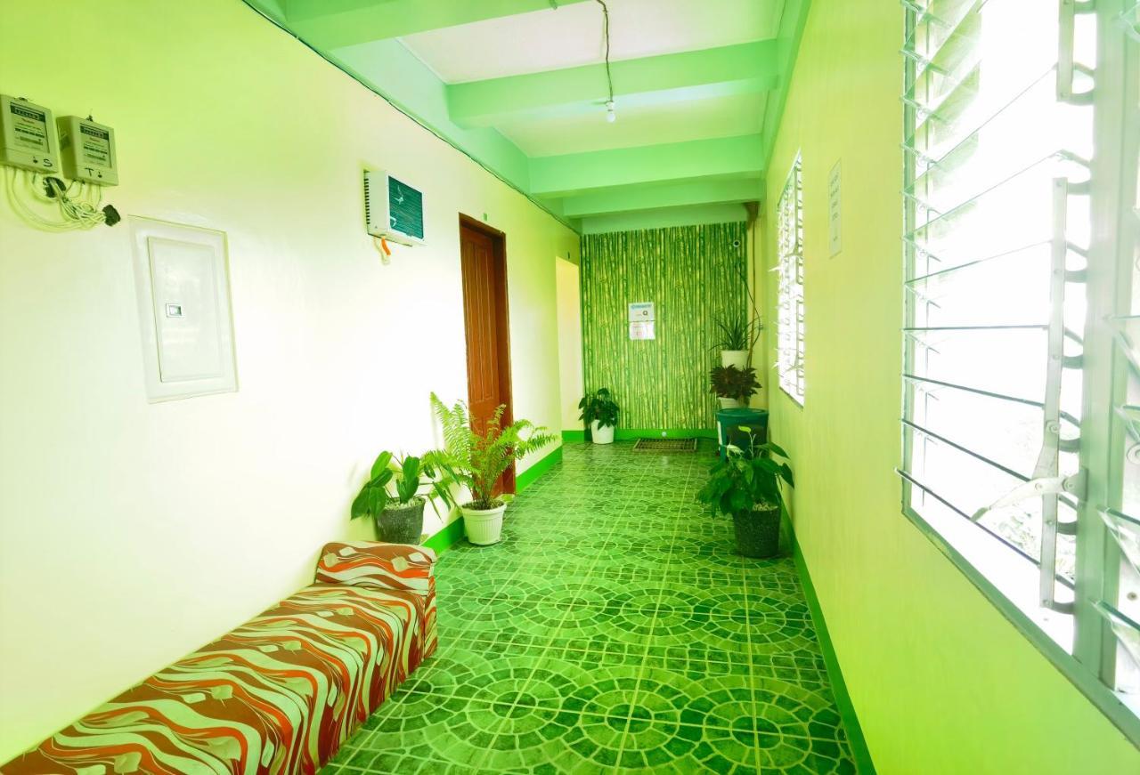 Reddoorz At D128 Lodge Cagayan Valley Tuguegarao City Exterior foto