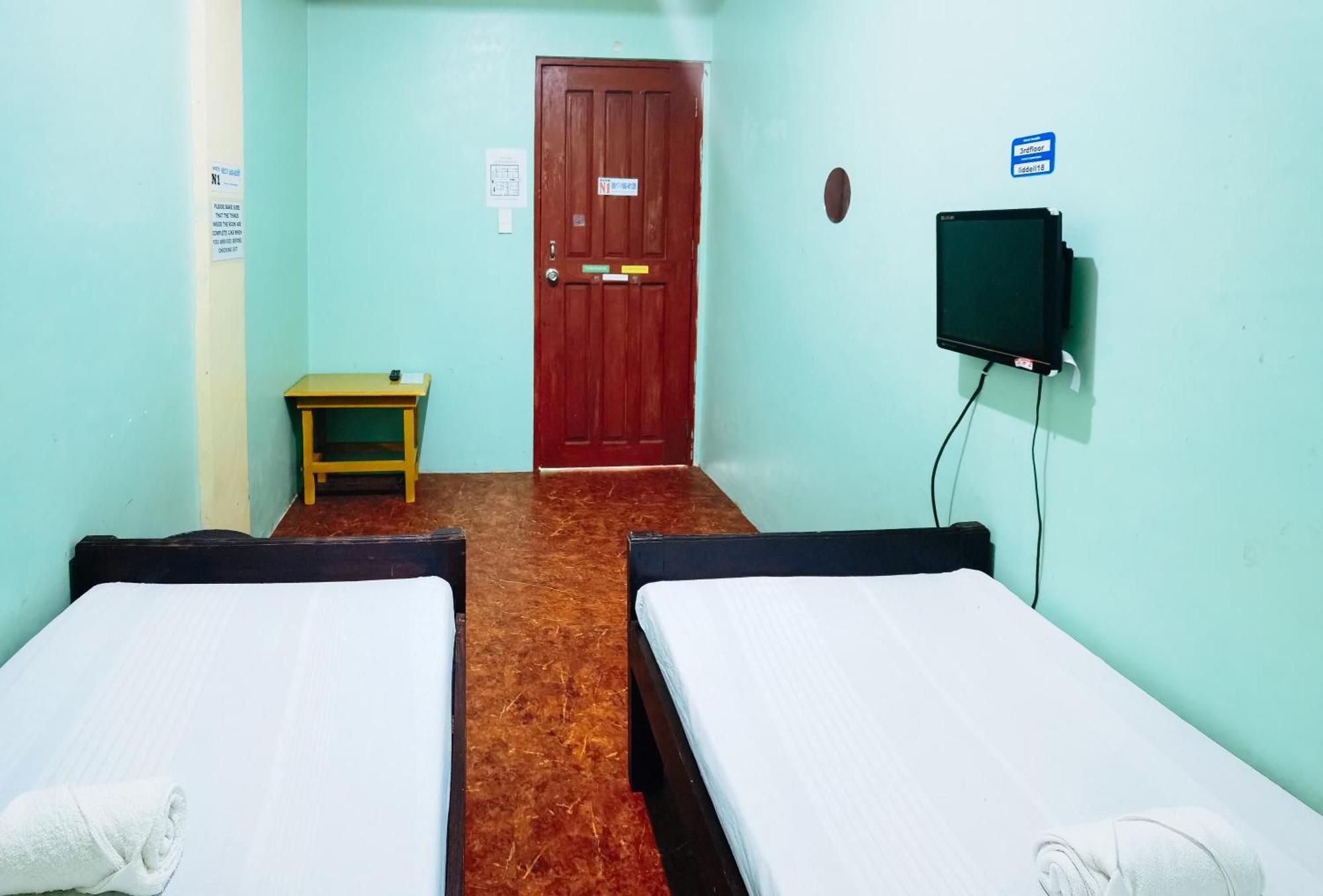 Reddoorz At D128 Lodge Cagayan Valley Tuguegarao City Exterior foto